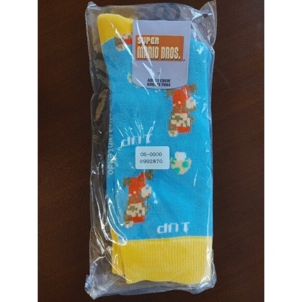 Super Mario Socks Adult Crew